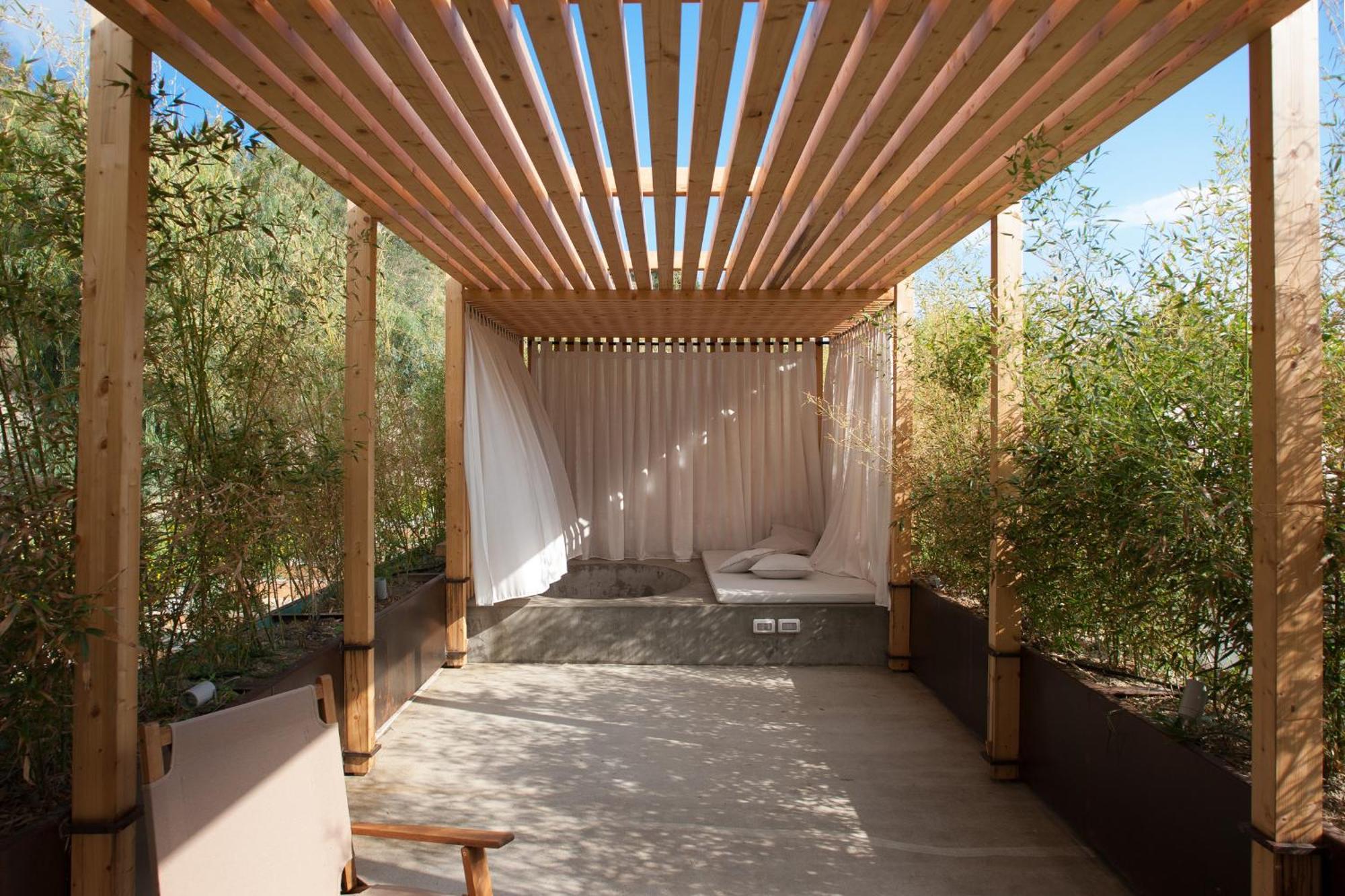 Praia Art Resort - Small Luxury Hotels Of The World (Adults Only) Le Castella  Exterior photo